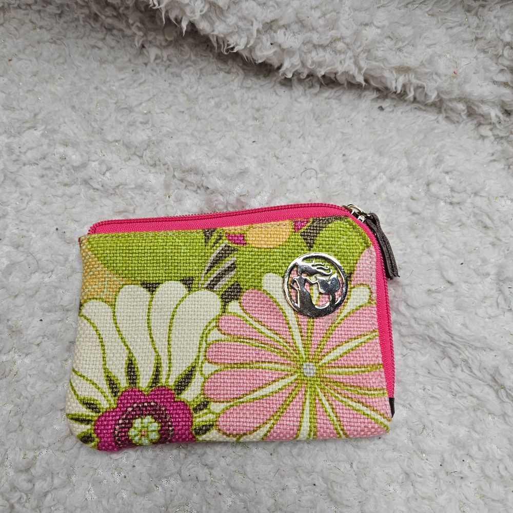 Spartina 449 Camellia Medallion Coin Purse